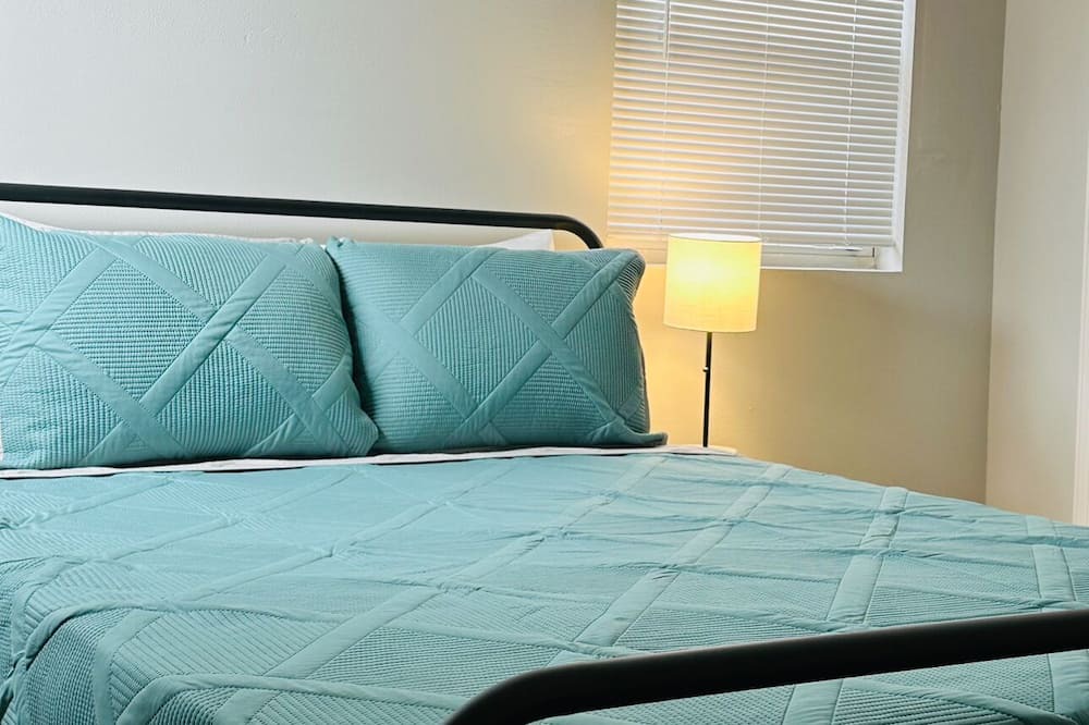 Photo of Bedroom in Hollygrove