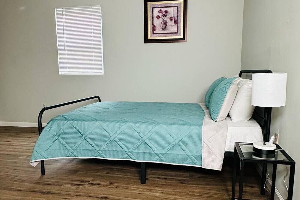 Photo of Bedroom in Hollygrove