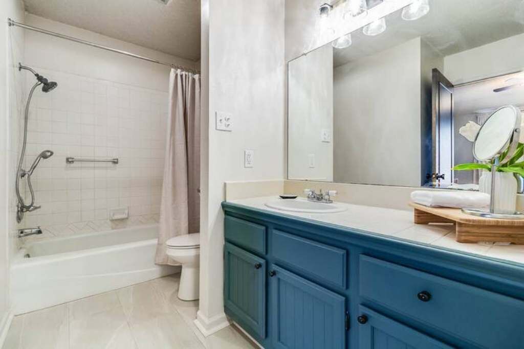 Photo of Bathroom in Milton