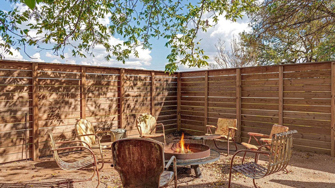 Photo of Patio Balcony in Harper