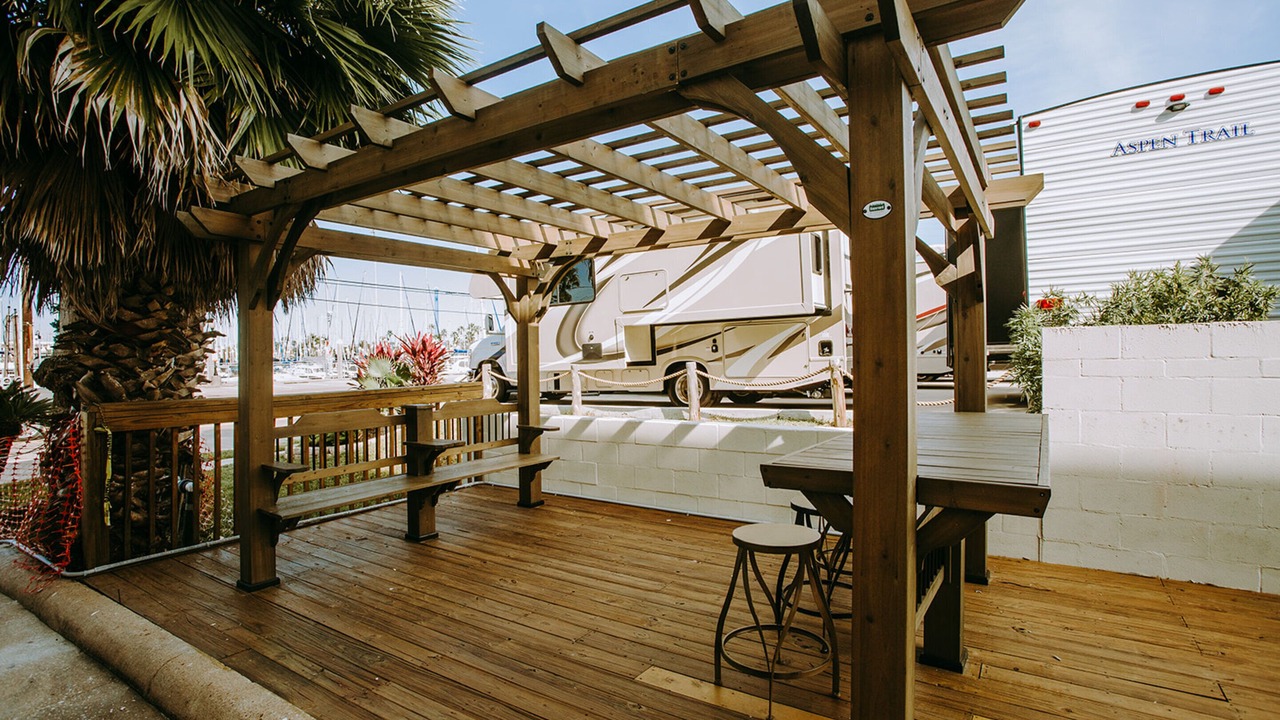 Photo of Patio Balcony in Clear Lake Shores