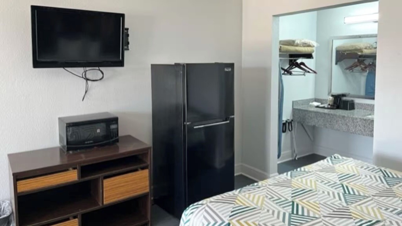 Photo of Bedroom in Opelousas