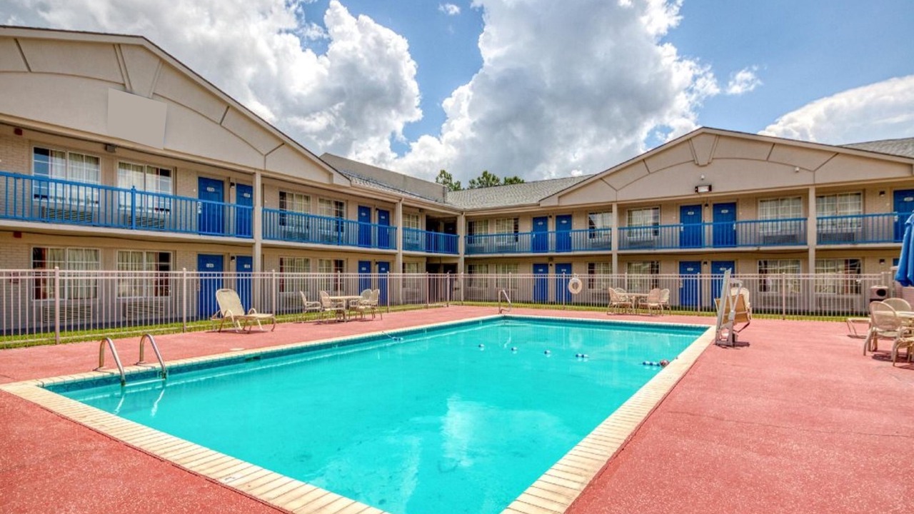 Photo of Outdoor in Broadmoor
