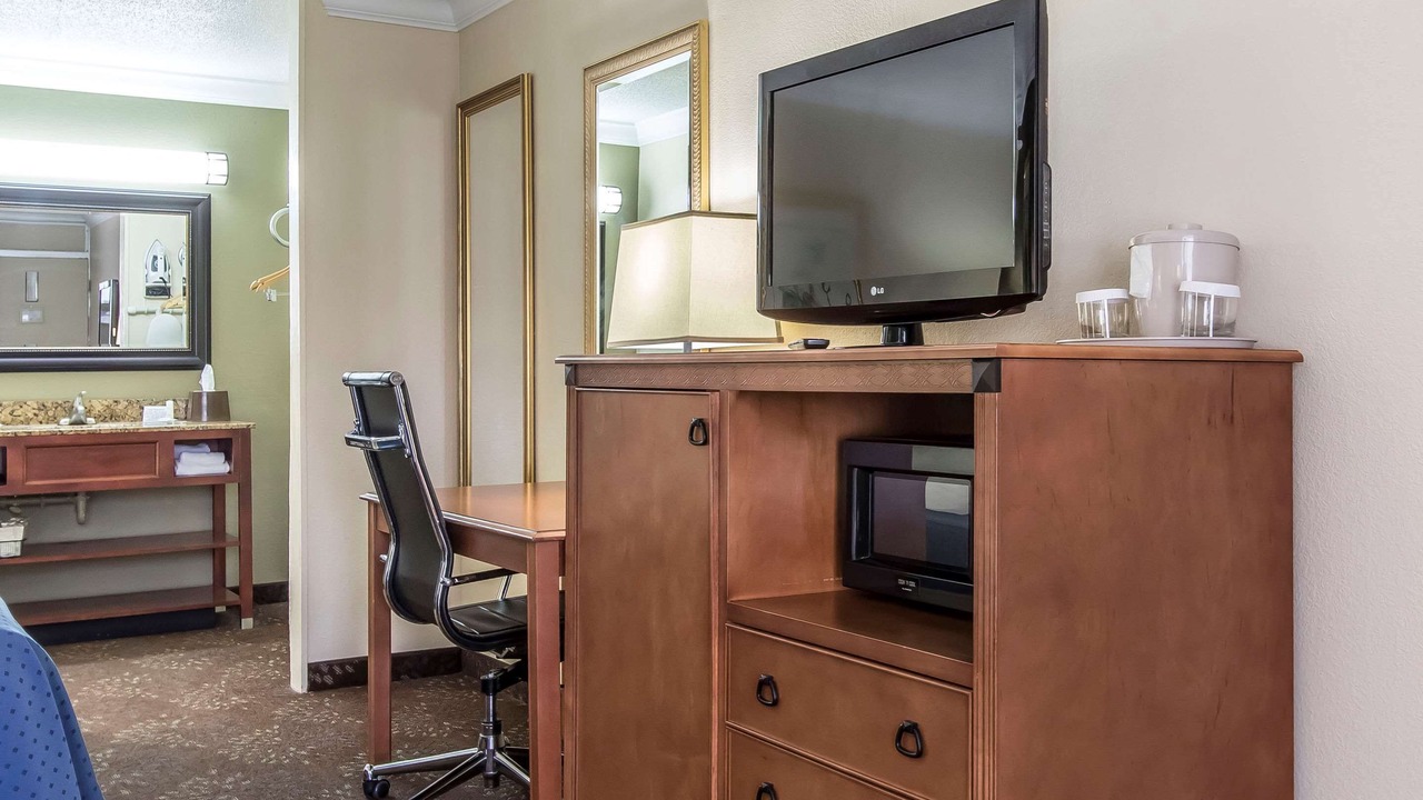 Photo of Bedroom in Morgan City