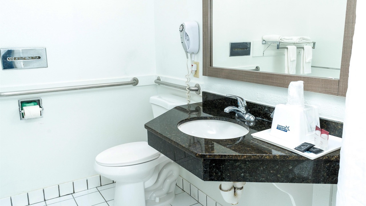 Photo of Bathroom in Burnside