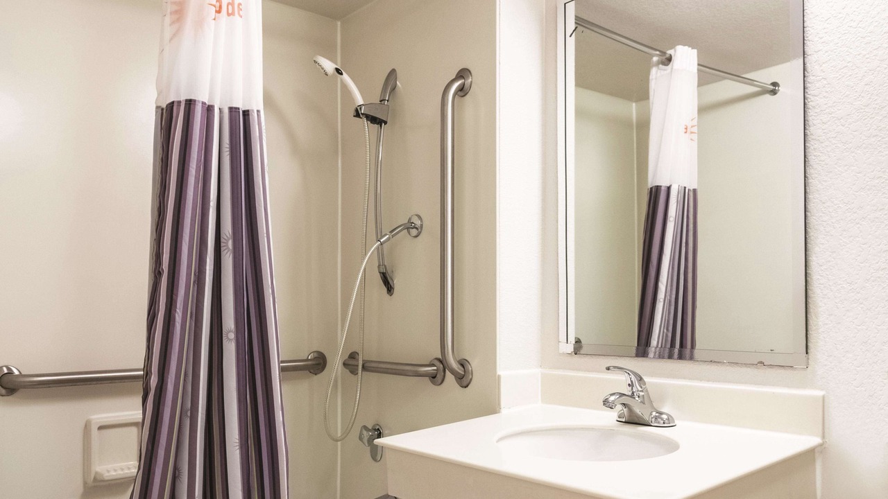 Photo of Bedroom in Terrytown