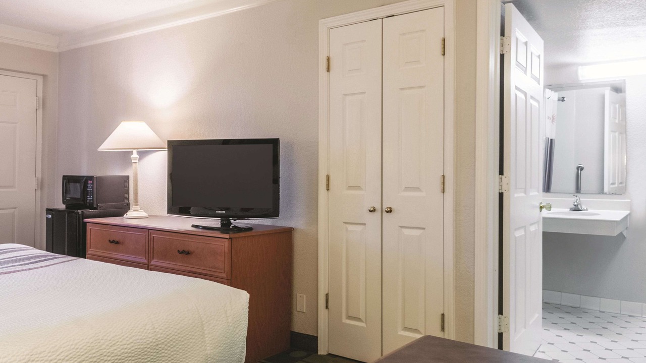 Photo of Bedroom in Terrytown