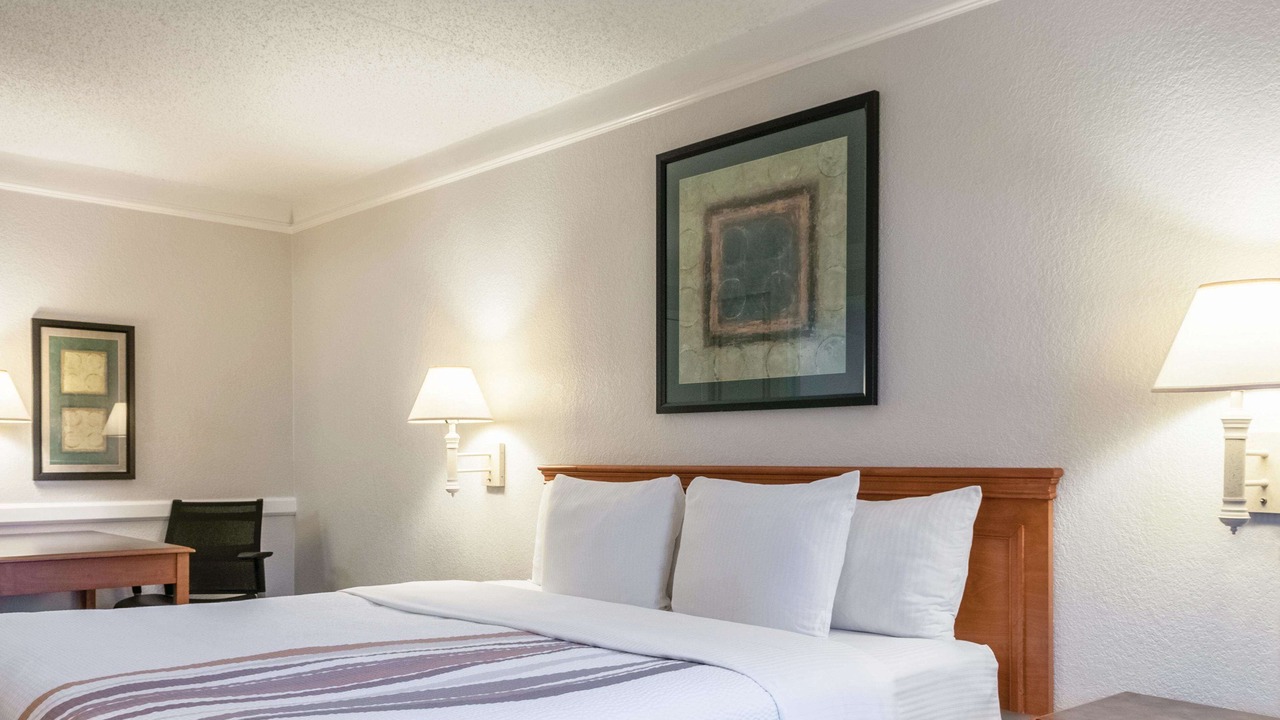 Photo of Bedroom in Terrytown