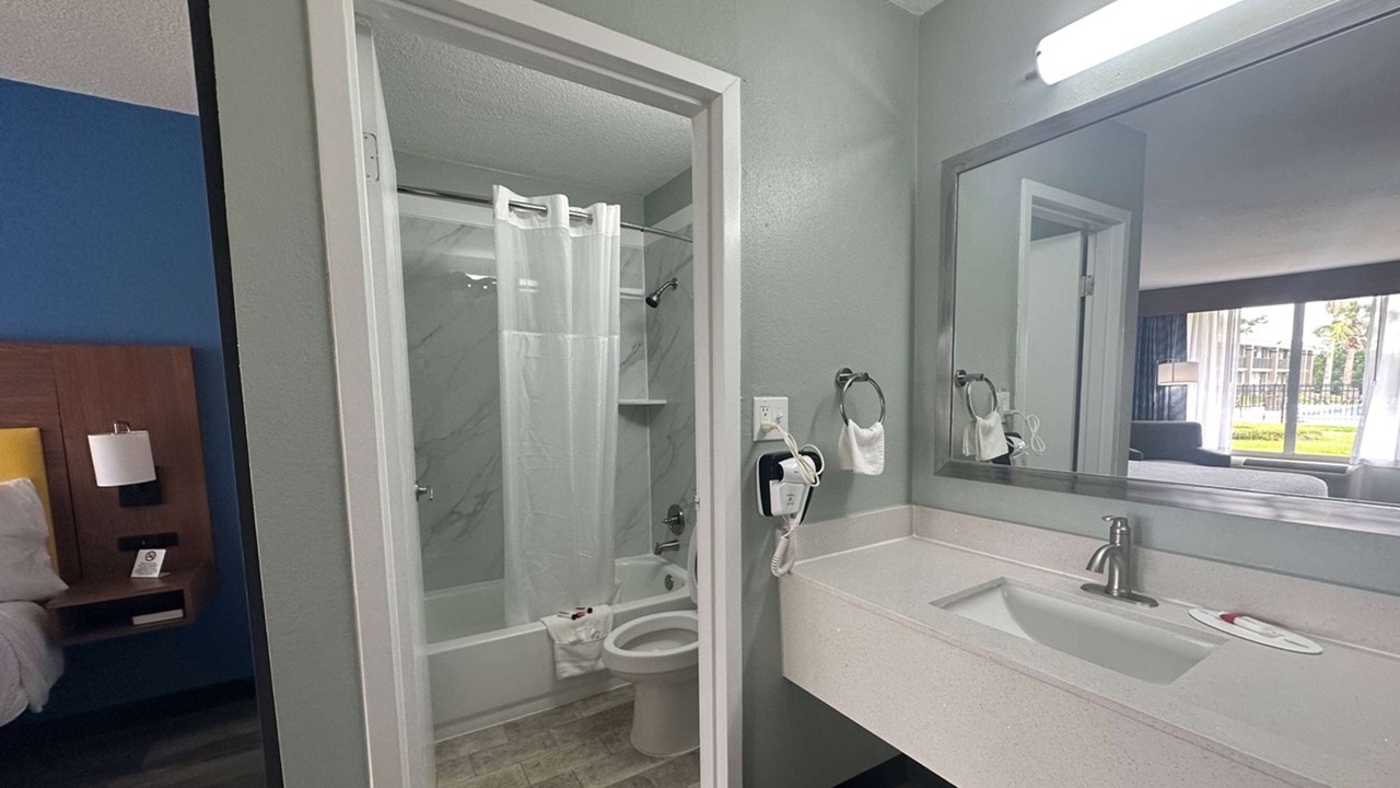 Photo of Bathroom in Jennings