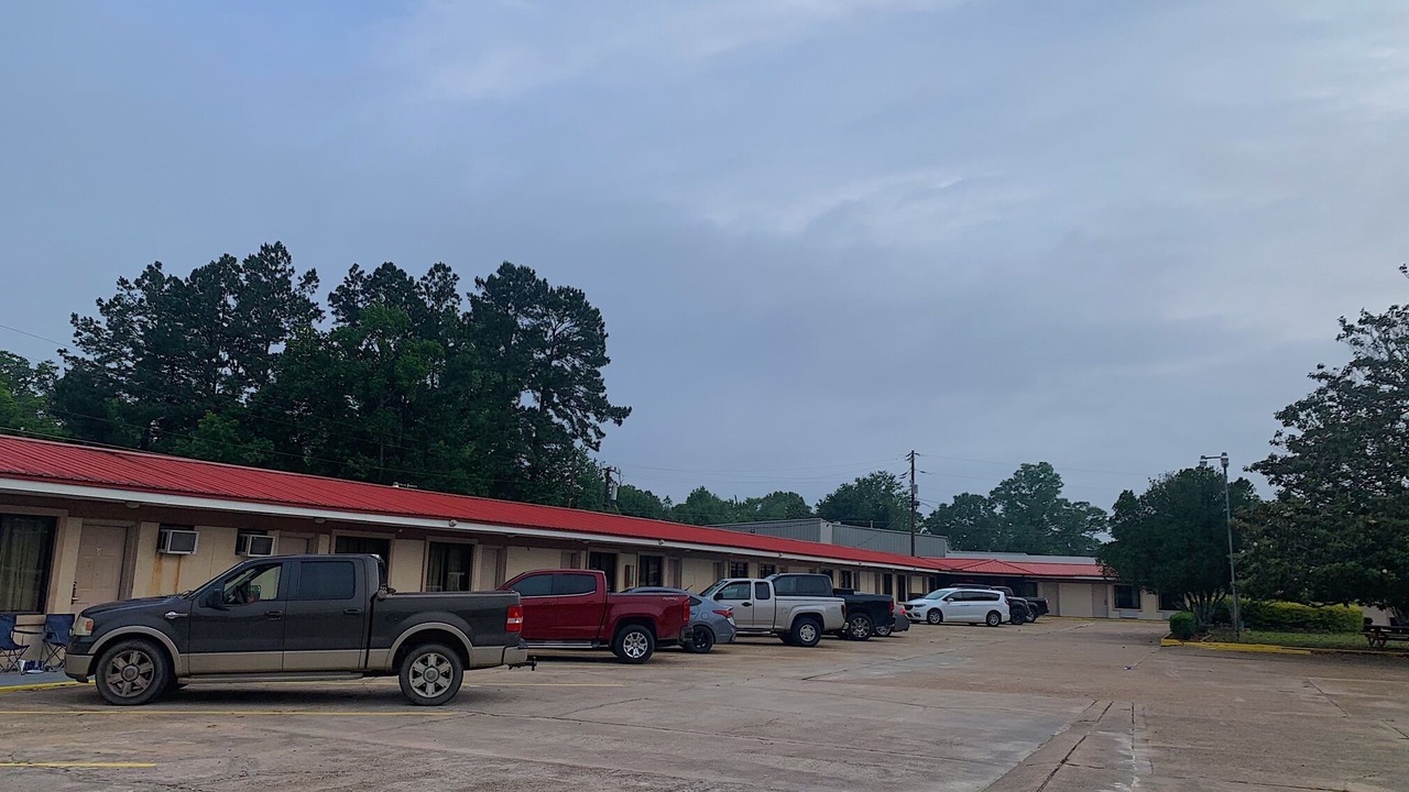 Photo of Outdoor in Oakdale