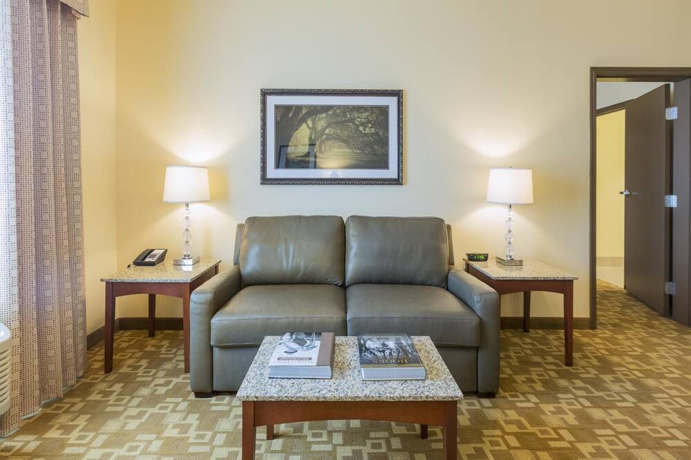 Photo of Livingroom in Harvey