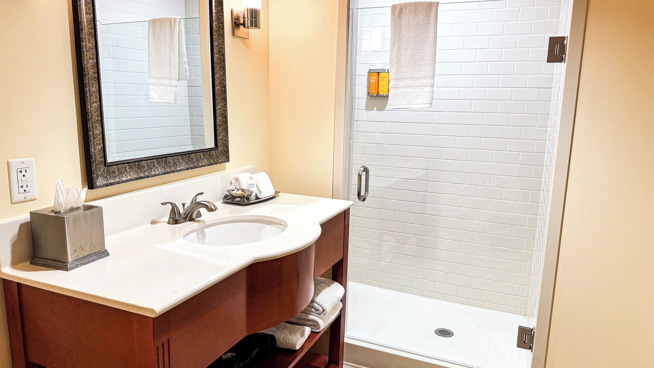 Photo of Bedroom in Harvey