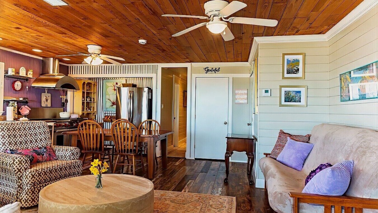 Photo of Others in Grand Isle