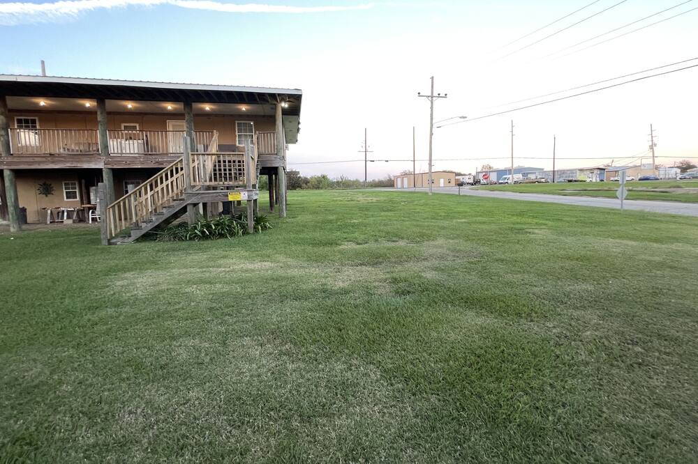 Photo of Outdoor in Buras-Triumph