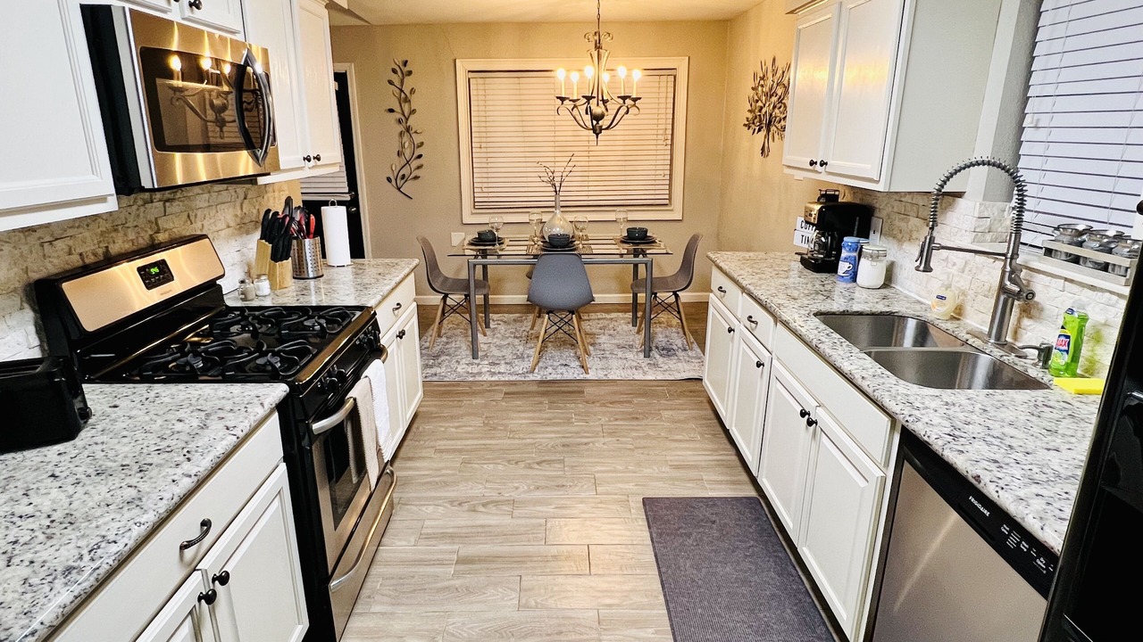 Photo of Kitchen in Panther Creek