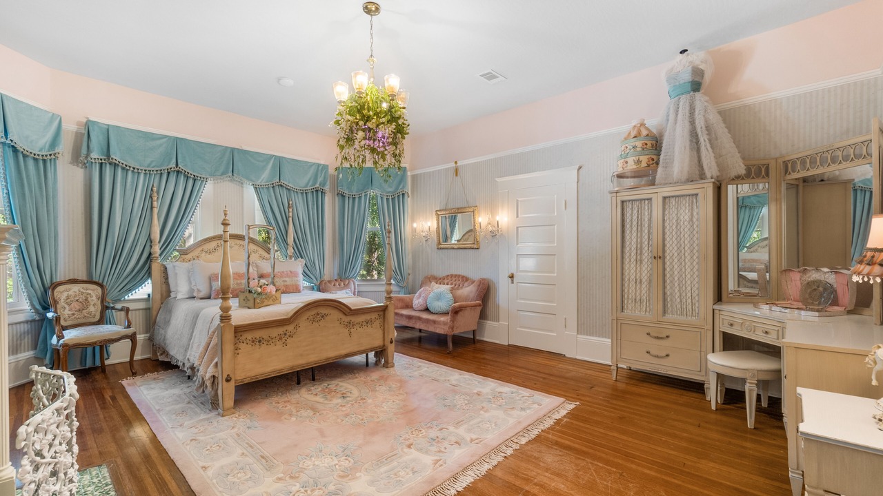 Photo of Bedroom in Hattiesburg
