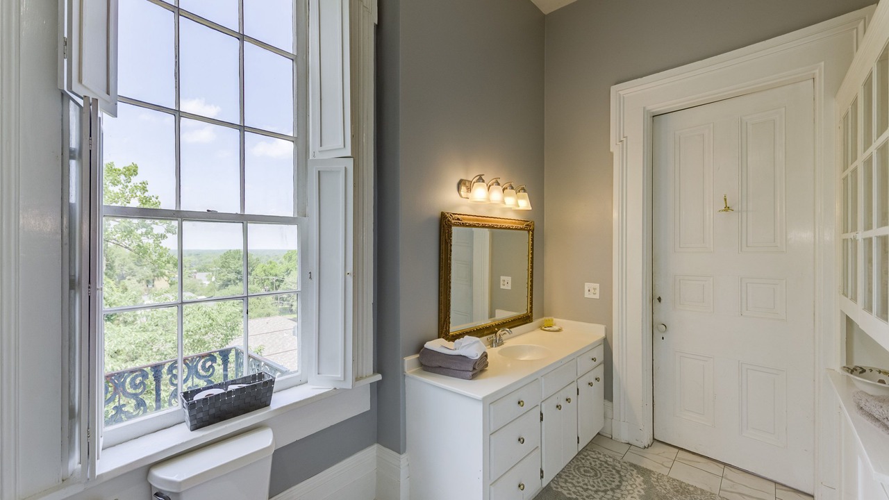 Photo of Bathroom in Vicksburg