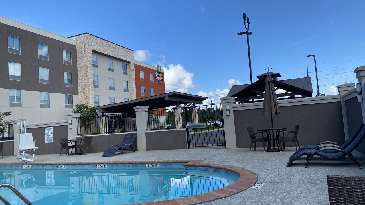 Photo of Outdoor in Pineville