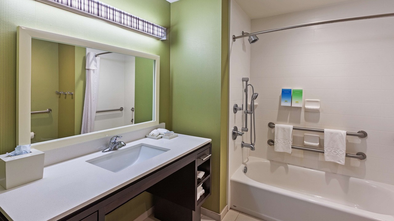 Photo of Bathroom in Gonzales