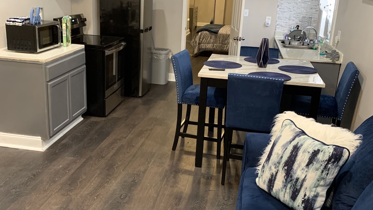 Photo of Bedroom in Holy Cross District