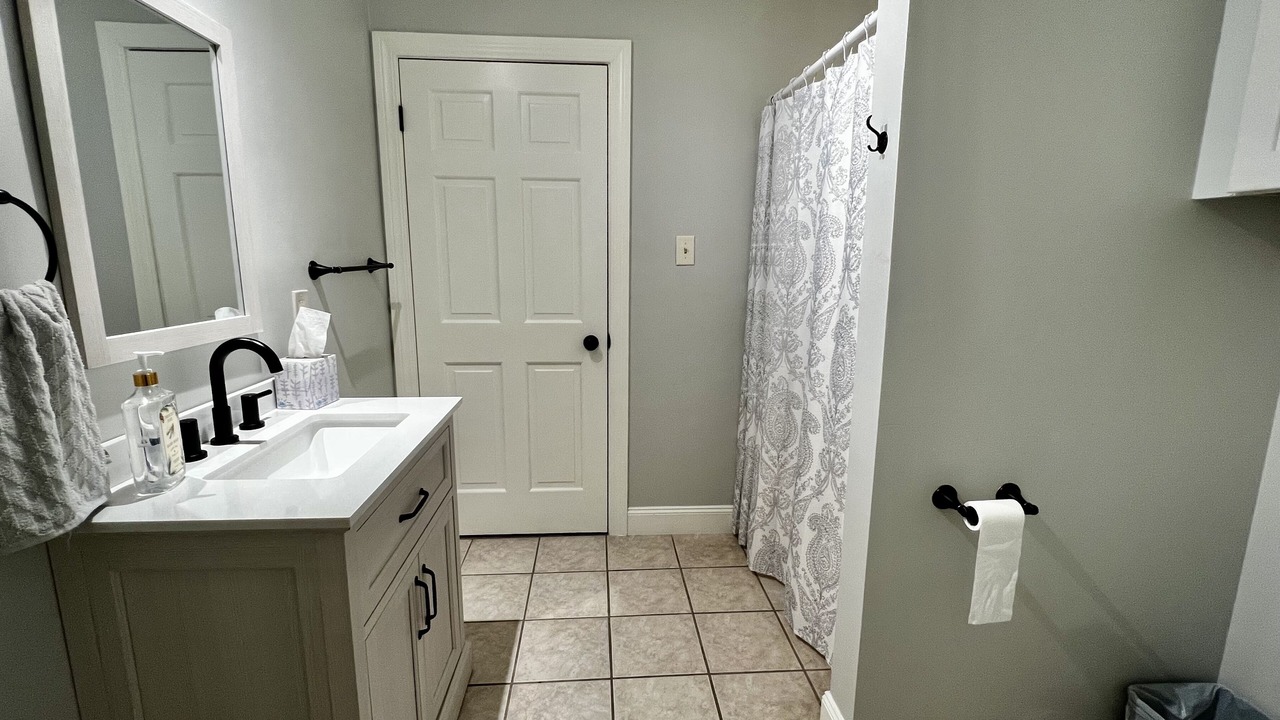 Photo of Bathroom in Opelousas