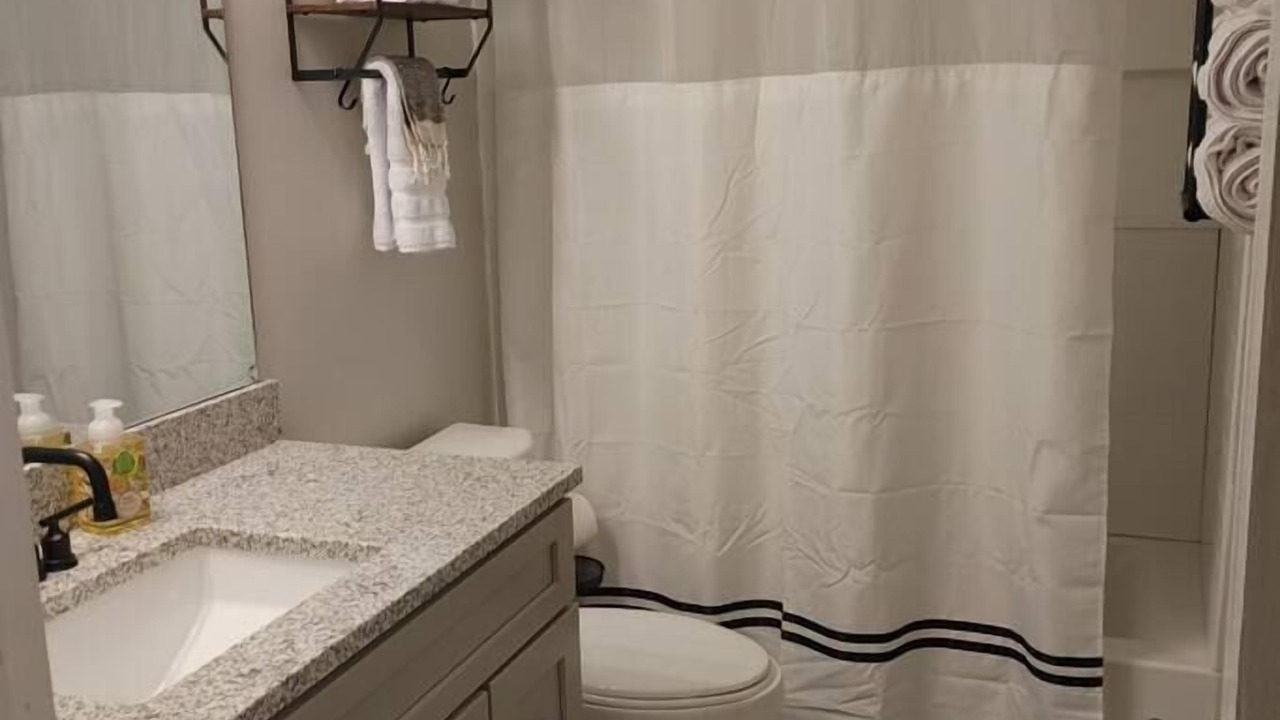 Photo of Bathroom in Natchitoches