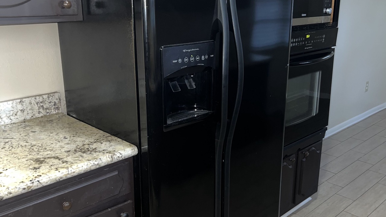 Photo of Kitchen in Old Aurora