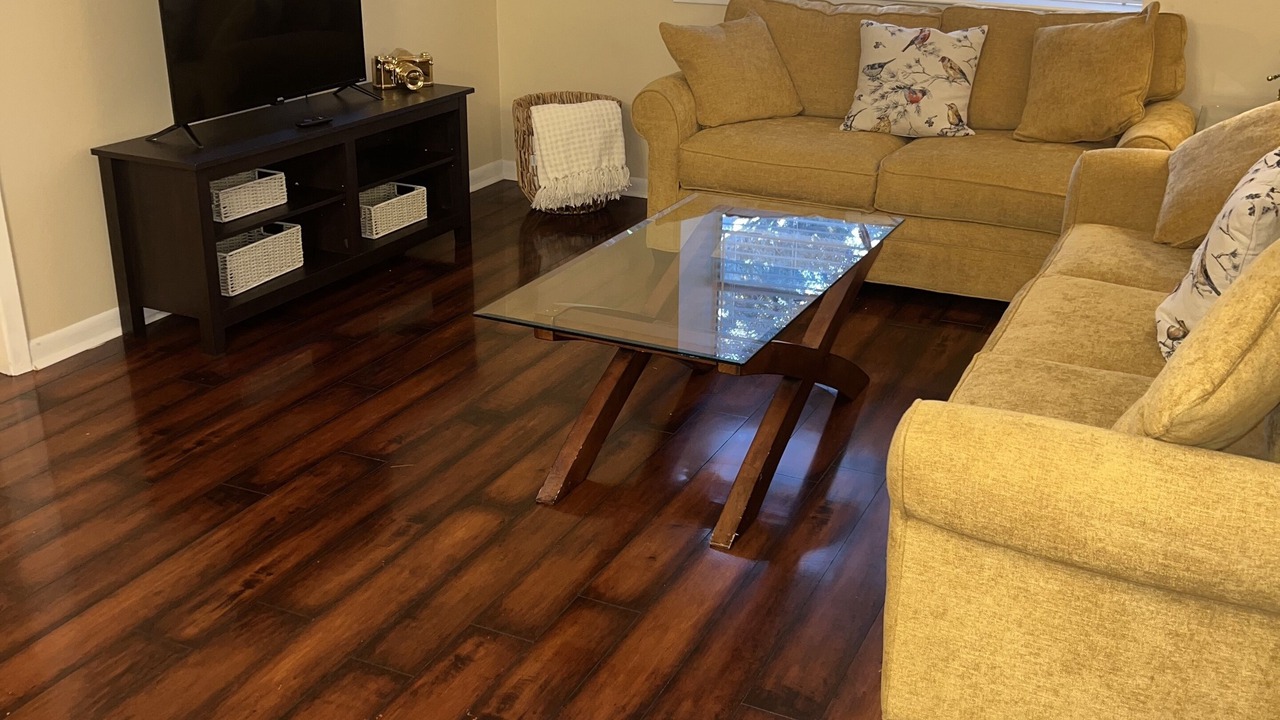 Photo of Livingroom in Old Aurora