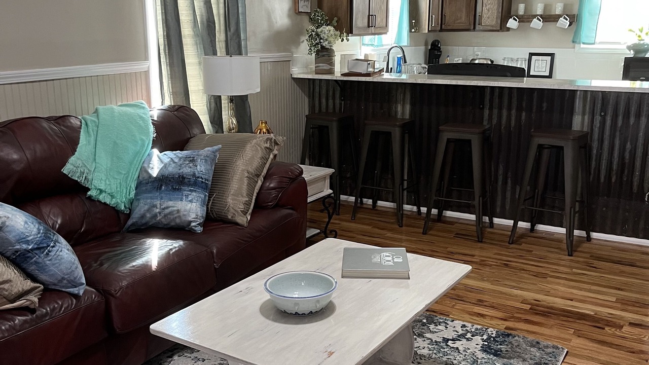Photo of Livingroom in Prairieville