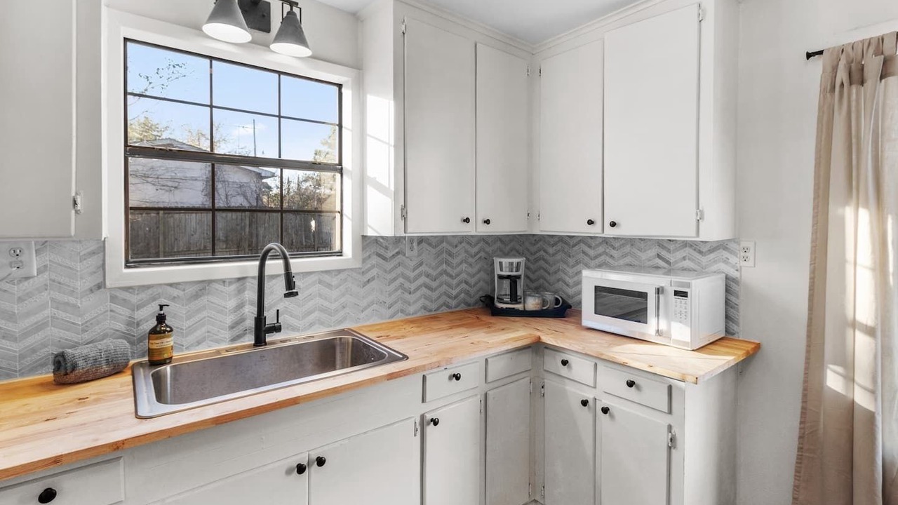 Photo of Kitchen in Mooringsport