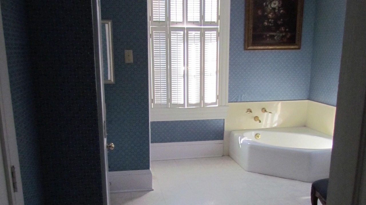Photo of Bathroom in Natchitoches
