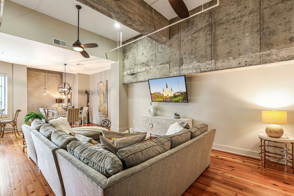Photo of Livingroom in Central Business District