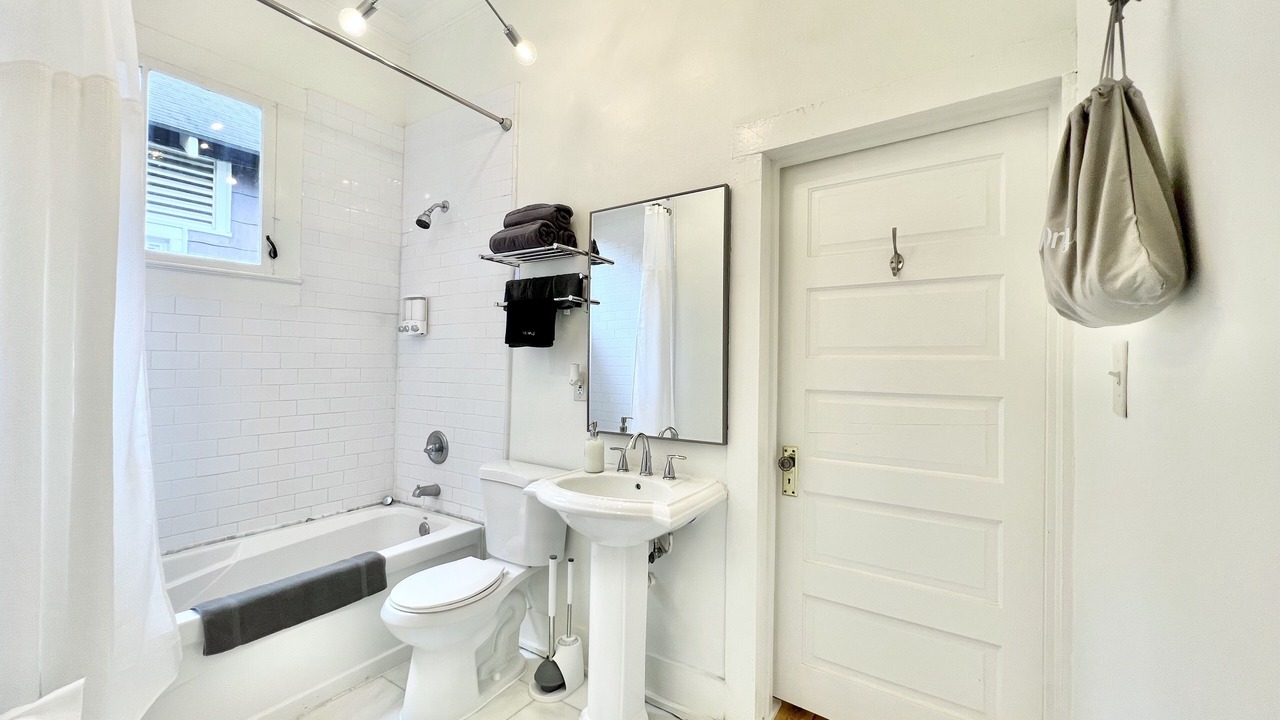 Photo of Bathroom in Beauregard Town Historic District