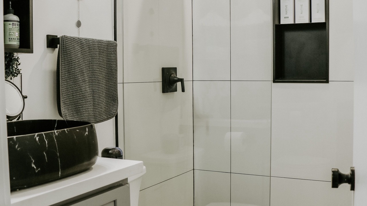 Photo of Bathroom in South Central Houston