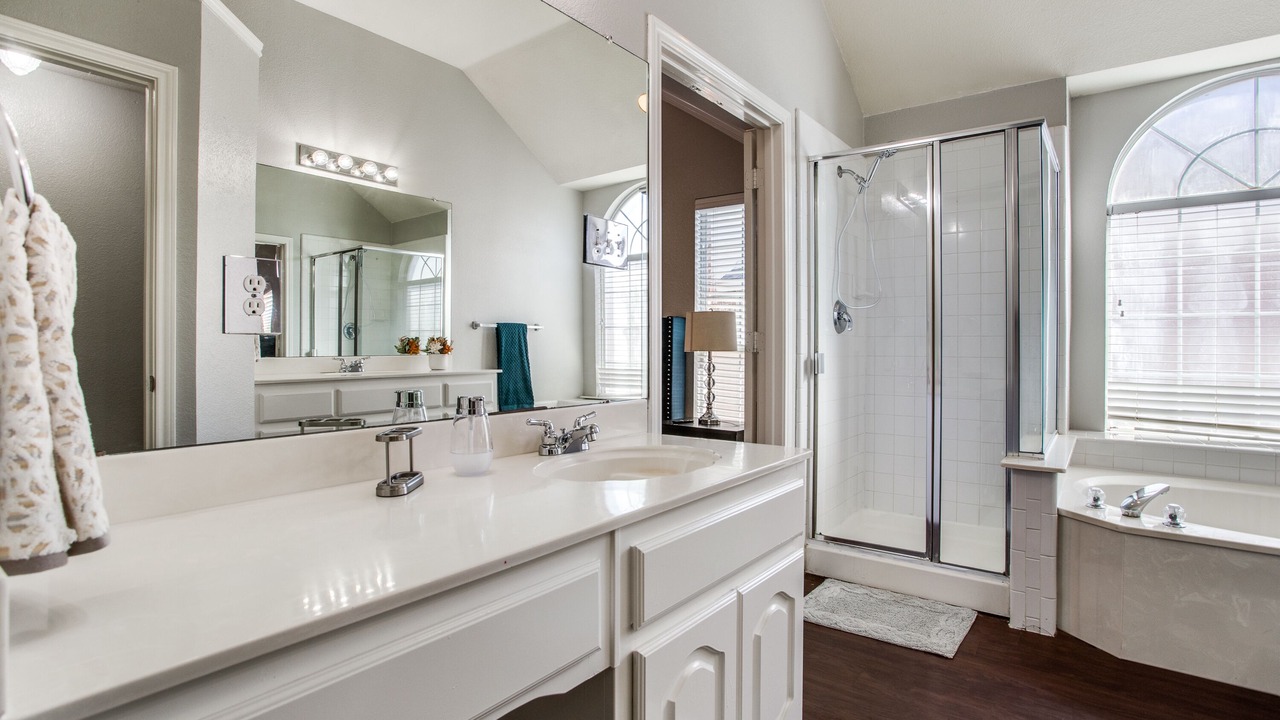 Photo of Bathroom in DeSoto