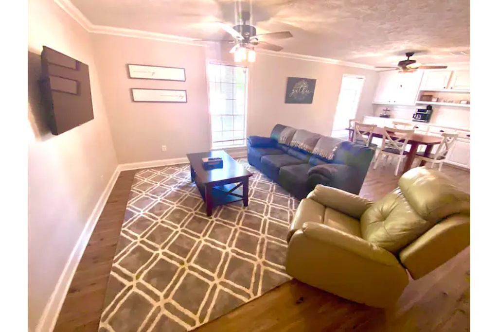 Photo of Livingroom in Alexandria