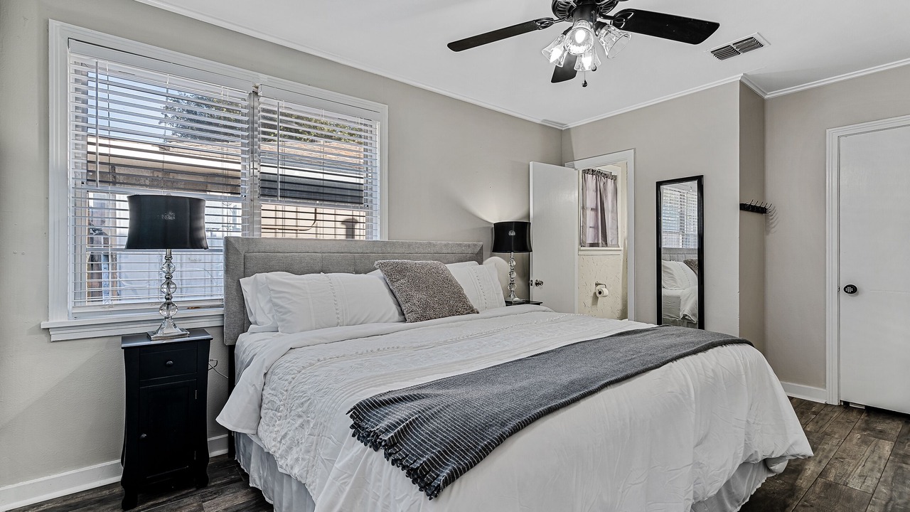 Photo of Bedroom in Broadmoor