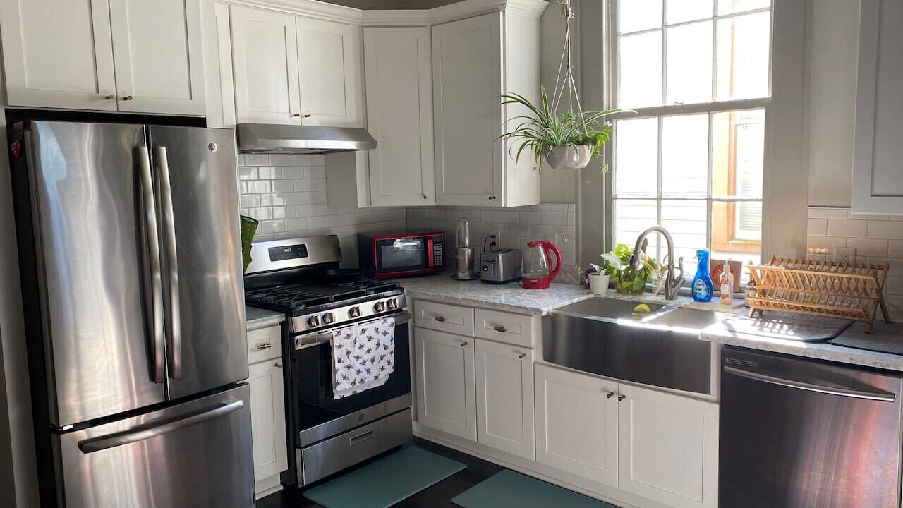 Photo of Kitchen in Holy Cross District