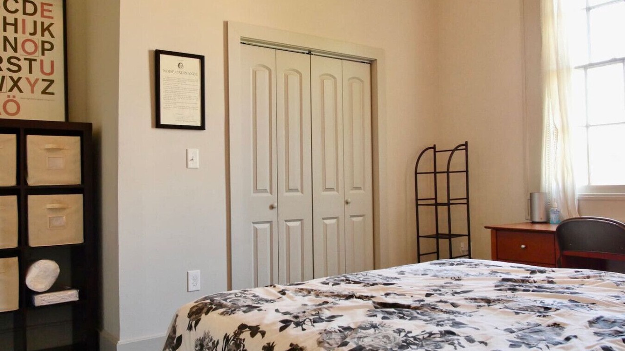 Photo of Bedroom in Holy Cross District