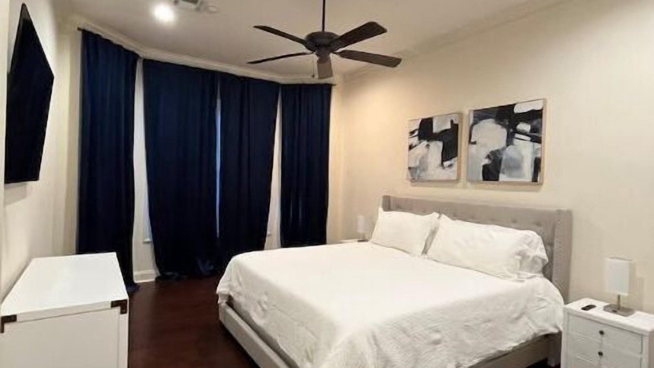 Photo of Bedroom in Milton