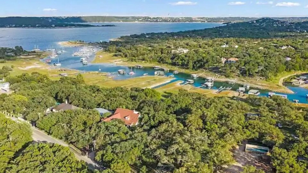 Photo of Outdoor in Hudson Bend
