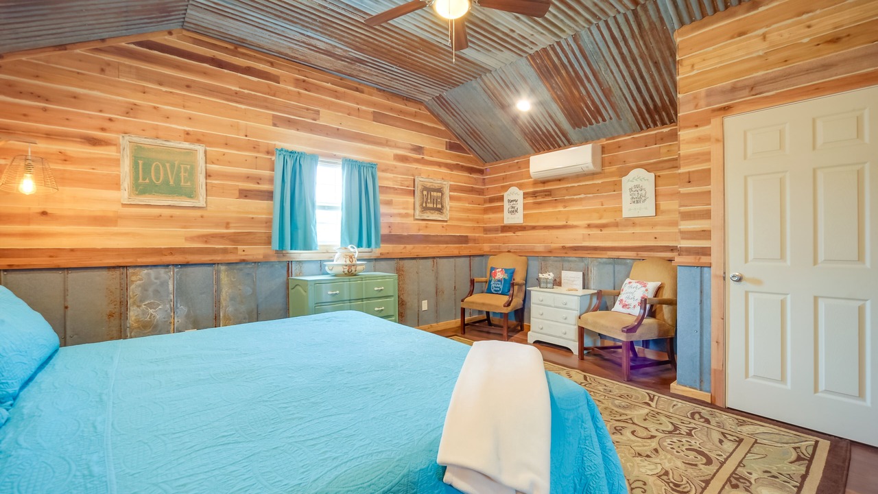 Photo of Bedroom in Kerrville