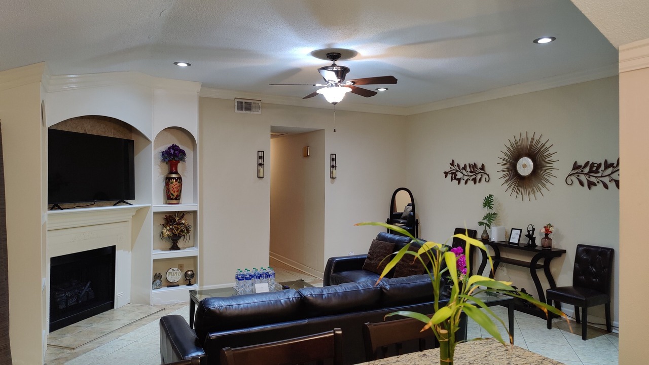 Photo of Livingroom in Tall Timbers - Brechtel
