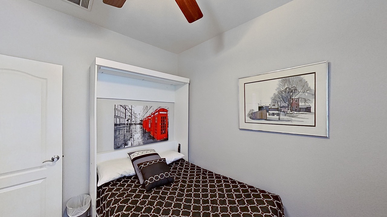 Photo of Bedroom in Apache Shores