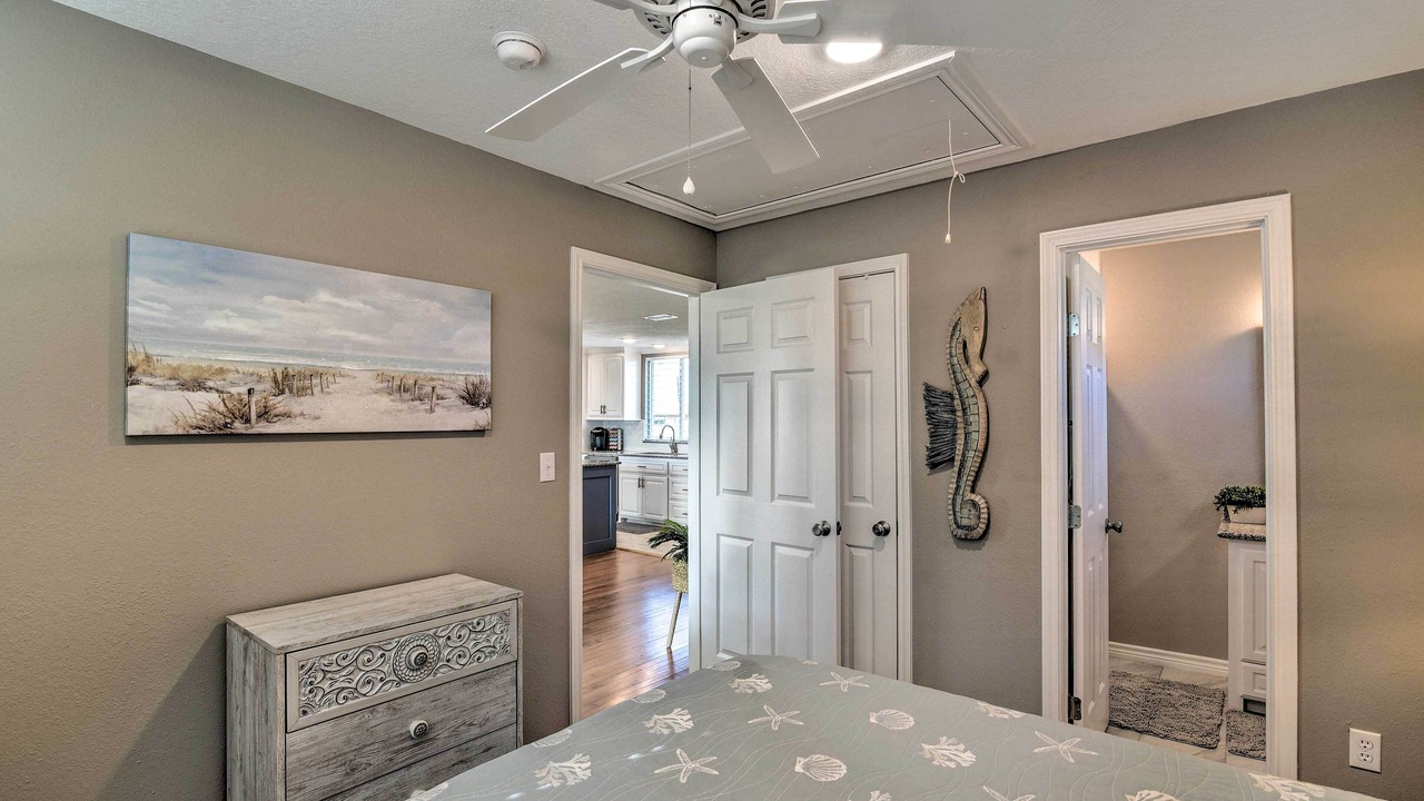 Photo of Bedroom in Surfside Beach