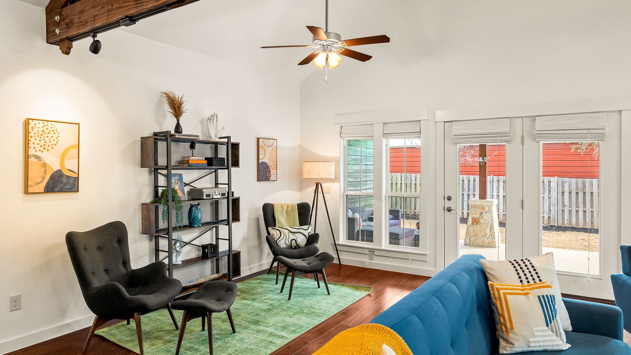 Photo of Livingroom in Dripping Springs