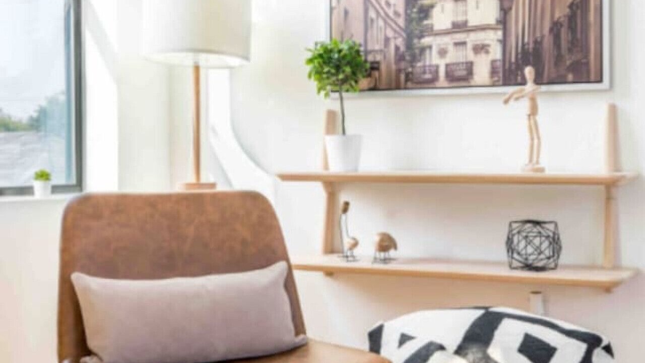 Photo of Livingroom in Knox - Henderson