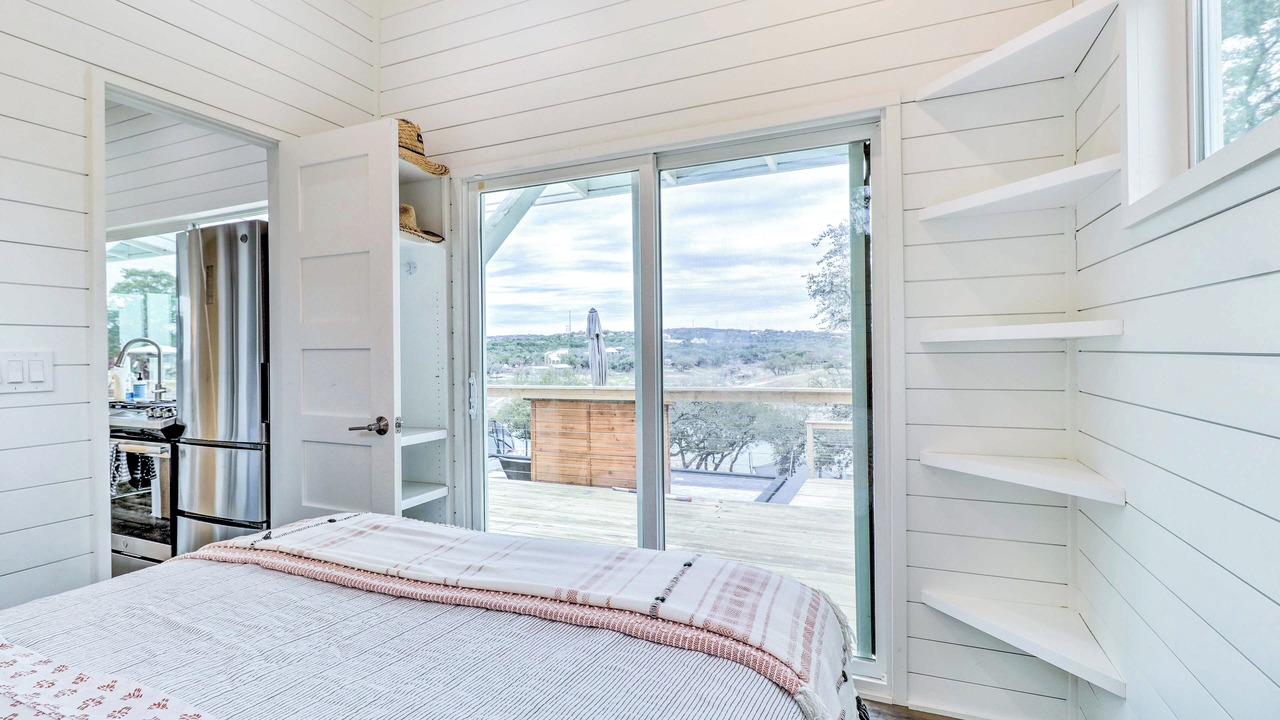 Photo of Bedroom in Lakehurst