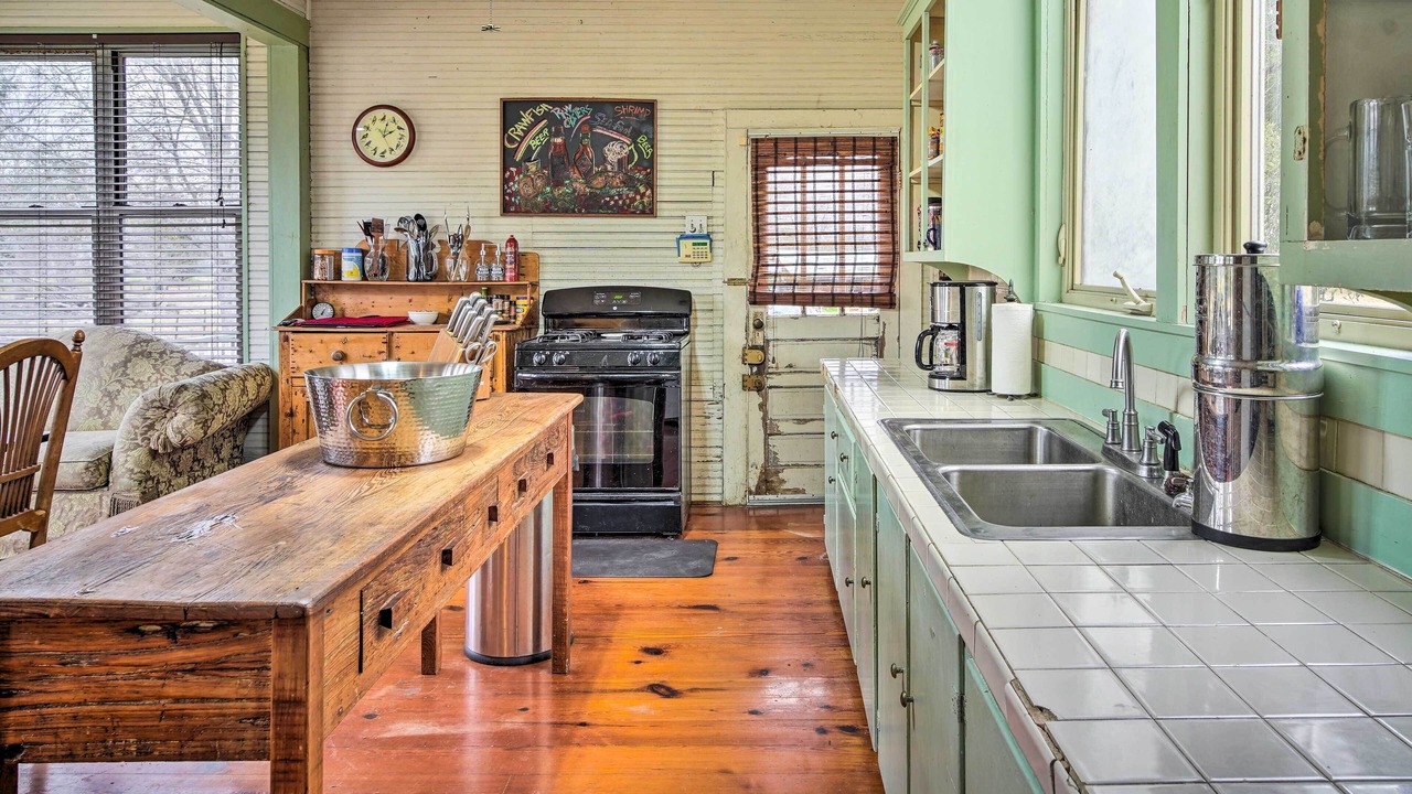 Photo of Kitchen in New Roads