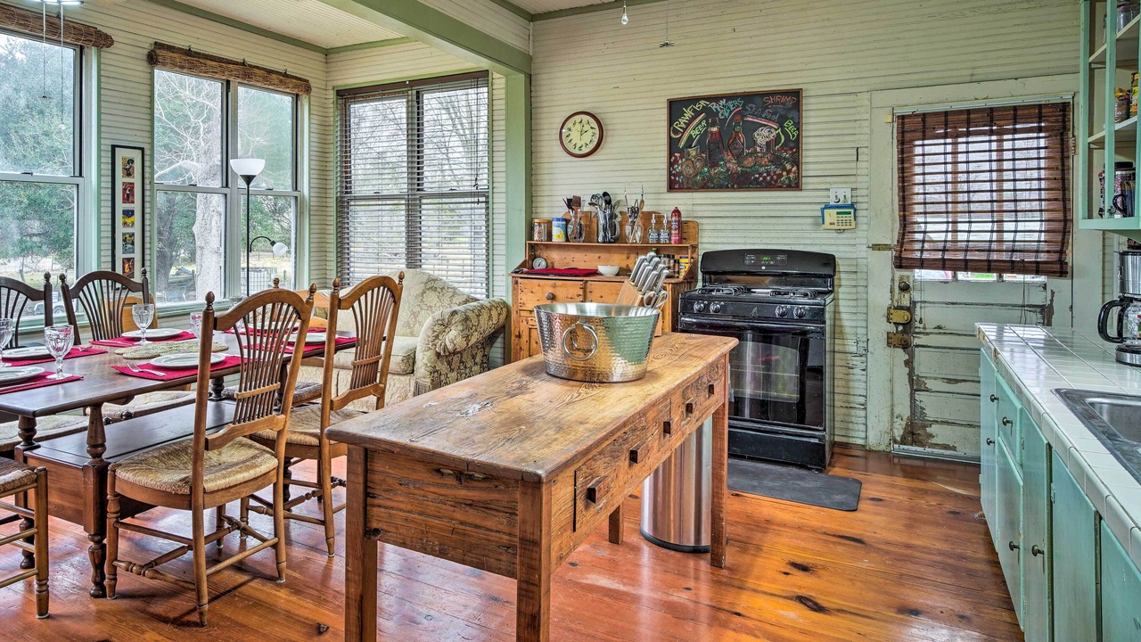 Photo of Kitchen in New Roads